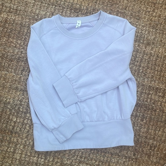 Lululemon Softstreme Ribbed-Hem Pullover
Faint Lavender Size 8 - Picture 7 of 8